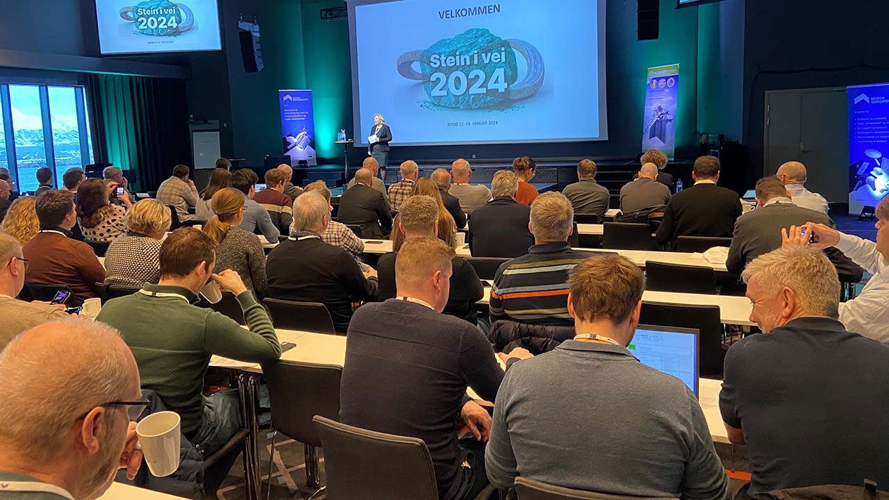 Konferansesalen under åpningen