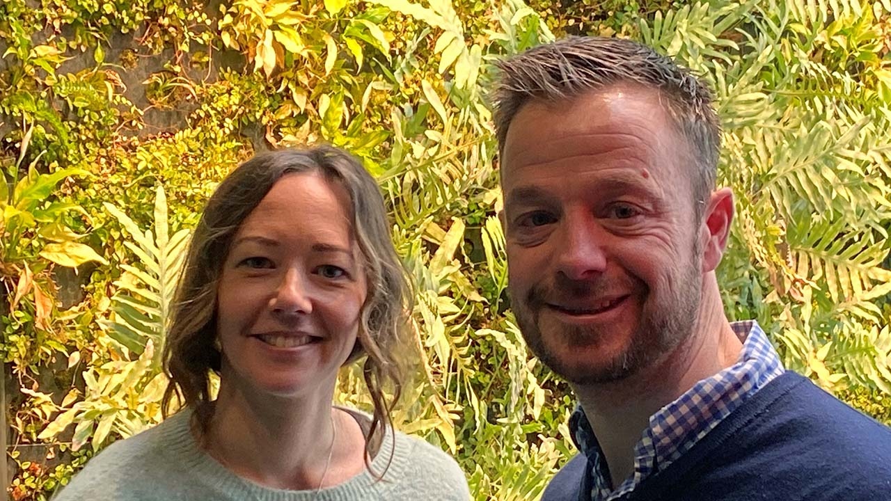 Portrettbilde av to personer