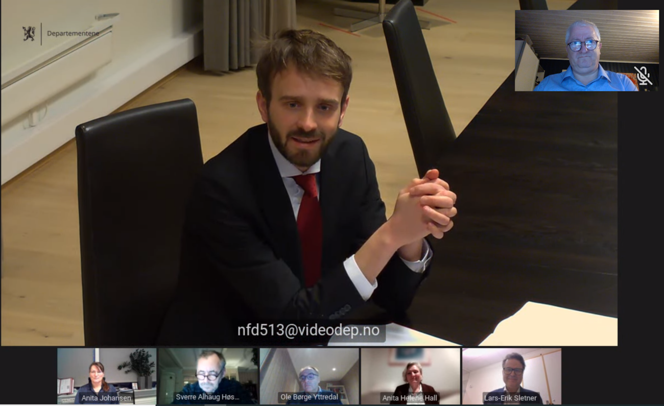 Anita og Lars-Erik fra sekretariatet møtte i dag næringsminister Vestre
