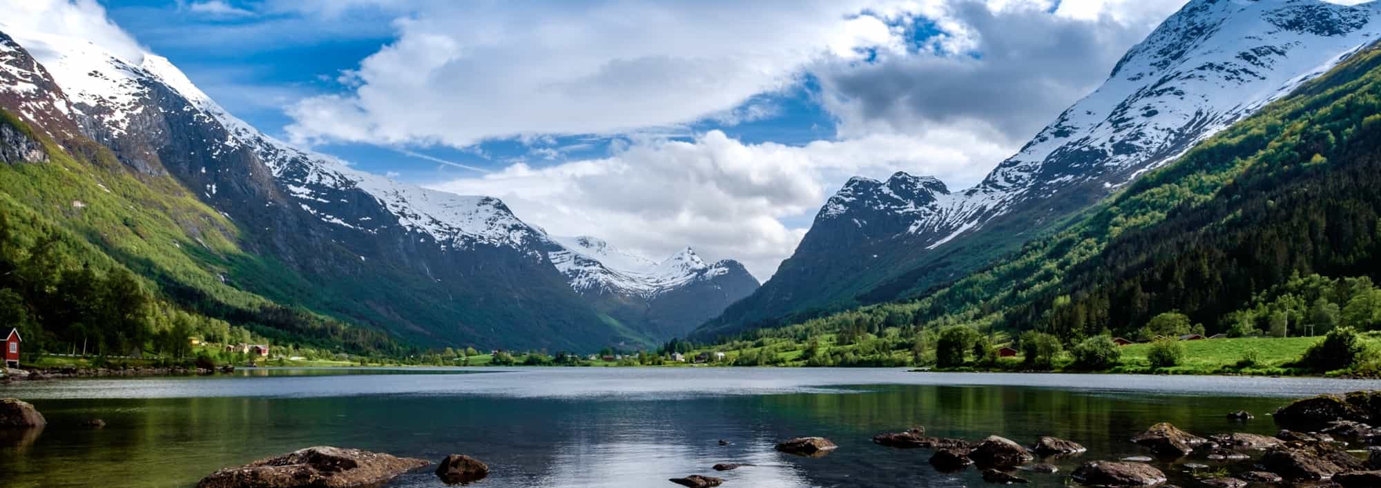 Velkommen til Norsk Bergindustri sine medlemssider. Som medlem hos oss hjelper vi deg med utfordringer, taler din sak overfor myndighetene og du får tilgang til en rekke nyttige verktøy og attraktive møteplasser. Sjekk ut og ta i bruk våre fordeler nedenfor.
